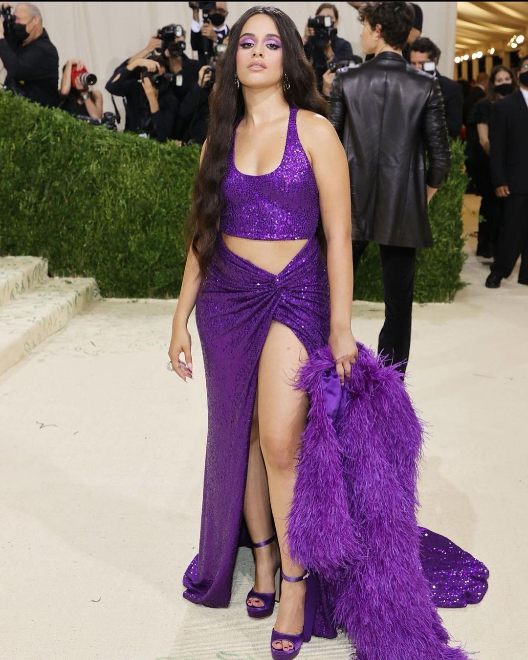 4 cặp đôi hot đổ bộ Met Gala: Justin - Hailey sang bao nhiêu, Shawn - Camila sến bấy nhiêu, bạn trai Rihanna như... món ngũ cốc - Ảnh 8. 4 cặp đôi hot đổ bộ Met Gala: Justin - Hailey sang bao nhiêu, Shawn - Camila sến bấy nhiêu, bạn trai Rihanna như... món ngũ cốc - Ảnh 8.