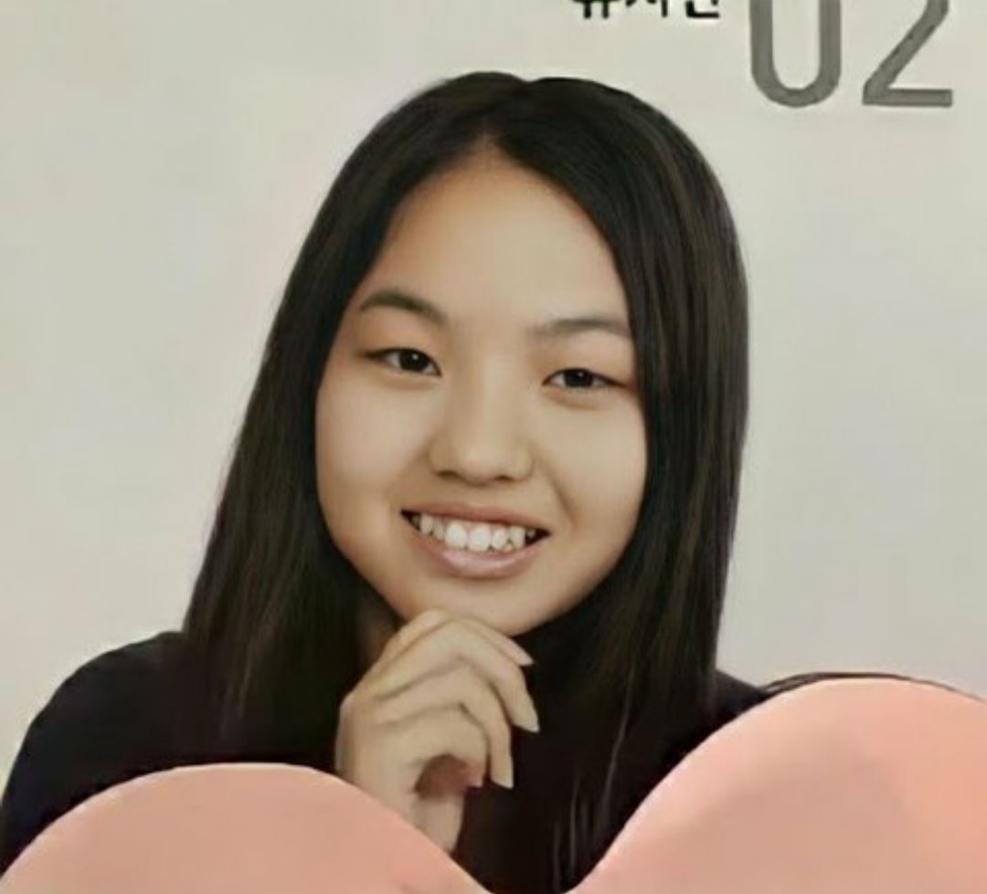 Nhan sắc tranh c&atilde;i của Karina (aespa): Từ ch&ecirc; mạt s&aacute;t đến khen xinh như AI, l&agrave; đối thủ của Lisa rồi lại vướng nghi vấn phẫu thuật thẩm mỹ - Ảnh 20.