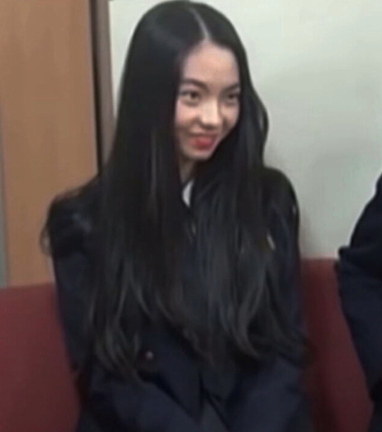 Nhan sắc tranh c&atilde;i của Karina (aespa): Từ ch&ecirc; mạt s&aacute;t đến khen xinh như AI, l&agrave; đối thủ của Lisa rồi lại vướng nghi vấn phẫu thuật thẩm mỹ - Ảnh 21.