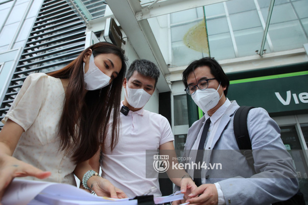 Thủy Tiên cuối cùng đã lên tiếng về tin đồn tập dượt trước buổi livestream sao kê 177 tỷ với ngân hàng - Ảnh 5. Thủy Tiên cuối cùng đã lên tiếng về tin đồn tập dượt trước buổi livestream sao kê 177 tỷ với ngân hàng - Ảnh 5.