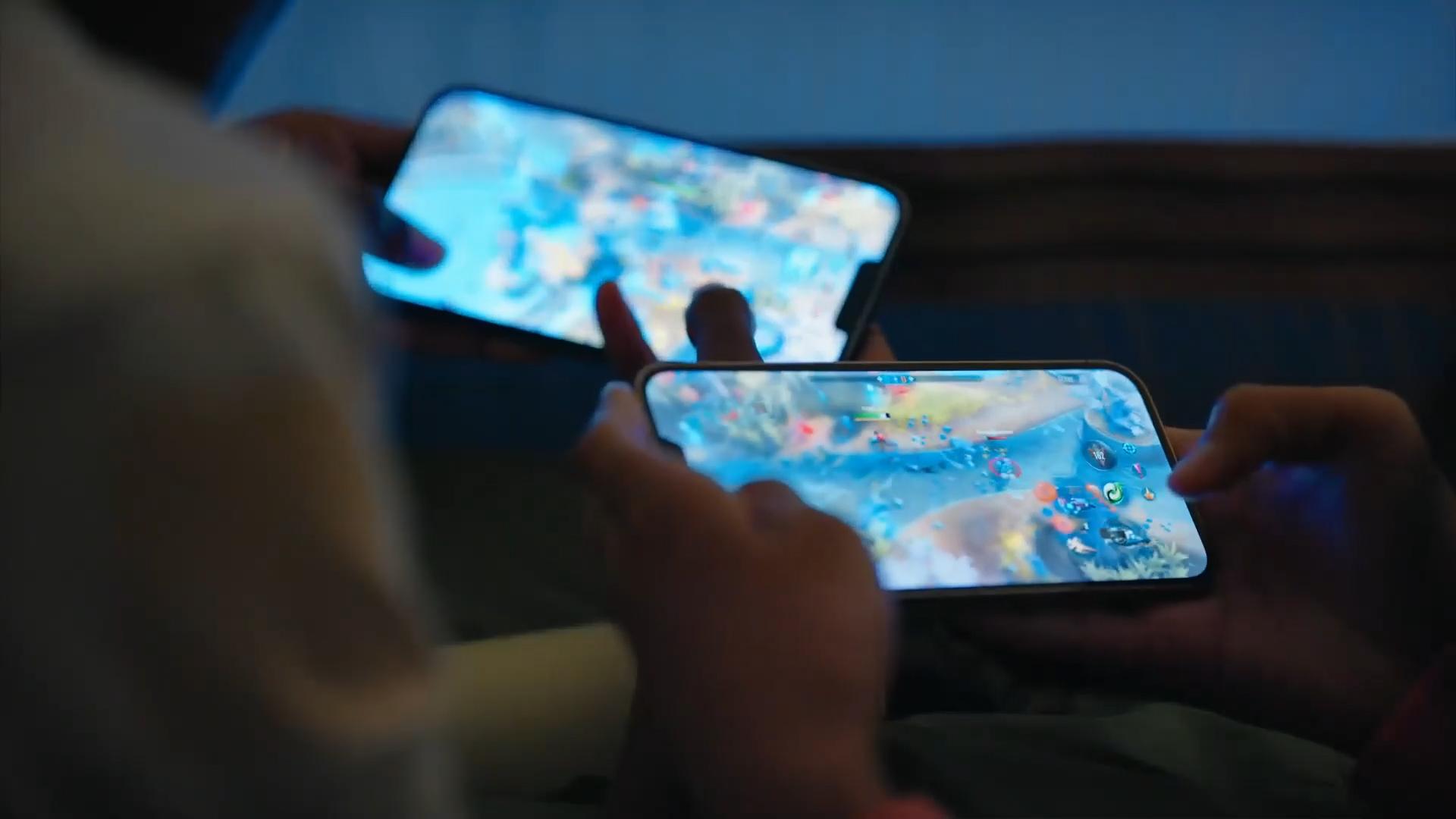 iPhone 13 mới có 4 phiên bản, đâu mới là “chân ái” của bạn? - Ảnh 8. iPhone 13 mới có 4 phiên bản, đâu mới là “chân ái” của bạn? - Ảnh 8.