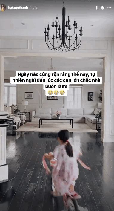 Hà Tăng khoe không gian phòng khách sang xịn, bỗng hé lộ nỗi buồn liên quan đến nhóc tỳ hào môn? - Ảnh 2.