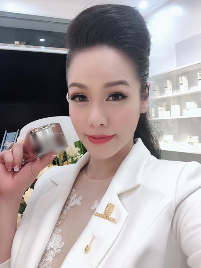 Đến lượt Nhật Kim Anh bị netizen chê bán sản phẩm kém chất lượng, nữ ca sĩ phản ứng ra sao? - Ảnh 4. Đến lượt Nhật Kim Anh bị netizen chê bán sản phẩm kém chất lượng, nữ ca sĩ phản ứng ra sao? - Ảnh 4.