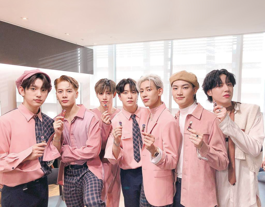 15 boygroup gen 3 bán album chạy nhất