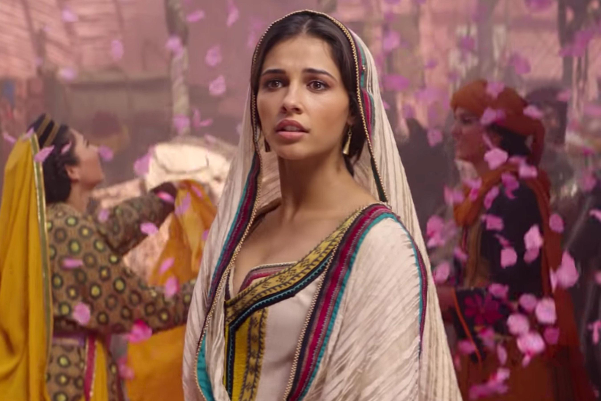 Nhan sắc c&ocirc;ng ch&uacute;a nh&agrave; Disney: Emma đẹp sắc sảo nhưng l&ecirc;n xuống thất thường, Elle Fanning v&agrave; Lọ Lem Lily ngo&agrave;i đời lại hở bạo chặt ch&eacute;m - Ảnh 48.