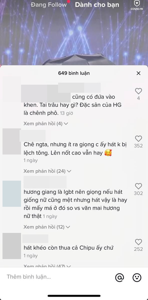 Hương Giang nhiều lần nằm kh&ocirc;ng cũng d&iacute;nh đạn, h&aacute;t giữa trời nắng c&oacute; người đứng che &ocirc; cũng bị n&eacute;m đ&aacute; dữ dội - Ảnh 5.