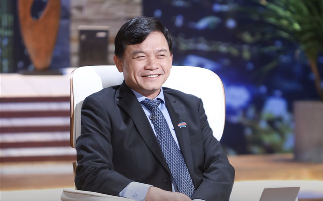 Shark Phú lại vướng lùm xùm vì phát ngôn bị cho là ngầm trói phụ nữ vào việc bếp núc, định kiến giới: Thực hư ra sao quý zị ơi? - Ảnh 1. Shark Phú lại vướng lùm xùm vì phát ngôn bị cho là ngầm trói phụ nữ vào việc bếp núc, định kiến giới: Thực hư ra sao quý zị ơi? - Ảnh 1.
