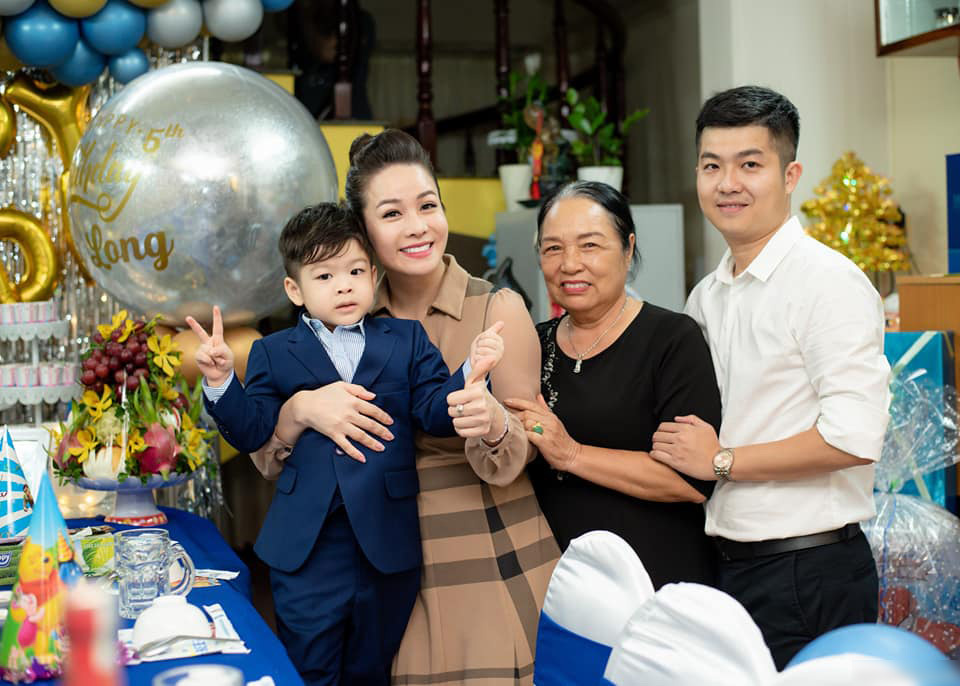 Nhật Kim Anh rơi nước mắt khi không thể đón con trai về ở cùng dù thắng kiện chồng cũ, lý do vì sao? - Ảnh 7. Nhật Kim Anh rơi nước mắt khi không thể đón con trai về ở cùng dù thắng kiện chồng cũ, lý do vì sao? - Ảnh 7.