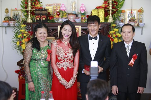 Hot lại phát ngôn của Thuỷ Tiên về nhà chồng: “Gia đình dồn hết trách nhiệm cho Công Vinh, không cần biết có bao nhiêu - Ảnh 3. Hot lại phát ngôn của Thuỷ Tiên về nhà chồng: “Gia đình dồn hết trách nhiệm cho Công Vinh, không cần biết có bao nhiêu - Ảnh 3.