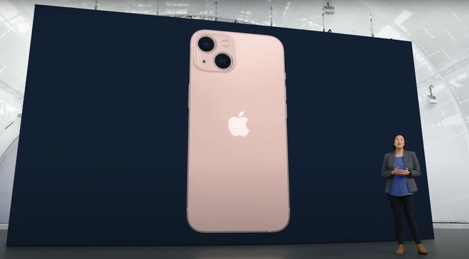 iPhone 13 màu hồng: Sự kết hợp giữa màu hồng tươi sáng và thiết kế sang trọng của iPhone 13 khiến chiếc điện thoại trở nên hấp dẫn hơn bao giờ hết.