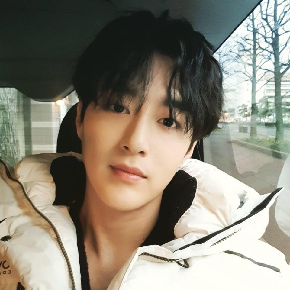 Nhóm nam cùng thời BTS và EXO tan rã sau 9 năm, sự nghiệp lận đận ít ai biết đến còn gặp biến cố trưởng nhóm qua đời - Ảnh 5. Nhóm nam cùng thời BTS và EXO tan rã sau 9 năm, sự nghiệp lận đận ít ai biết đến còn gặp biến cố trưởng nhóm qua đời - Ảnh 5.