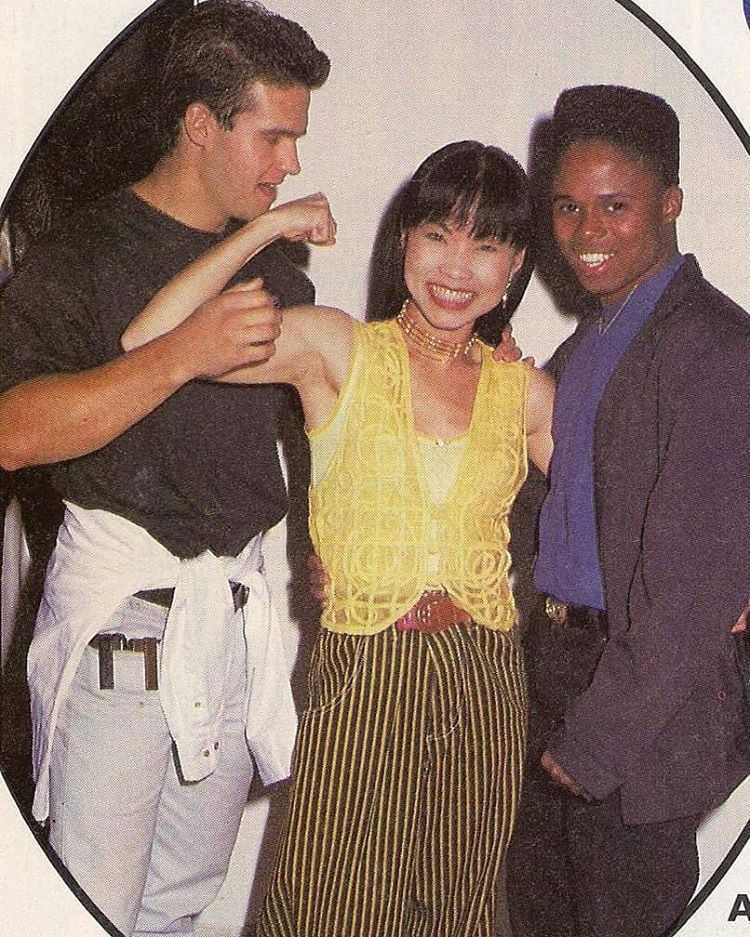 Bi kịch của nàng siêu nhân vàng gốc Việt: Qua đời vì tai nạn thảm khốc, bị ekip đàn em lấy cái chết ra xúc phạm, đùa cợt - Ảnh 4. Bi kịch của nàng siêu nhân vàng gốc Việt: Qua đời vì tai nạn thảm khốc, bị ekip đàn em lấy cái chết ra xúc phạm, đùa cợt - Ảnh 4.