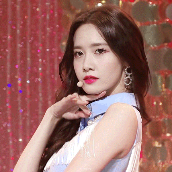 Center quốc d&acirc;n Yoona th&igrave; cũng c&oacute; ảnh d&igrave;m th&ocirc;i: Sự kh&aacute;c biệt trong MV 12 năm trước khiến d&acirc;n t&igrave;nh kh&ocirc;ng tin v&agrave;o mắt m&igrave;nh - Ảnh 16.