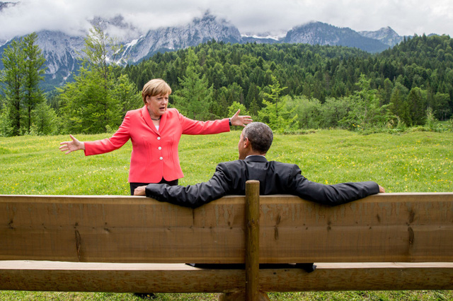 Bà Merkel trở thành Thủ tướng Đức đầu tiên rời nhiệm sở theo nguyện vọng cá nhân - Ảnh 2.