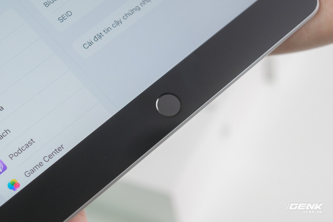 Trên tay iPad 9 tại VN: Thiết kế lỗi thời nhưng vẫn sẽ bán rất chạy! - Ảnh 6.