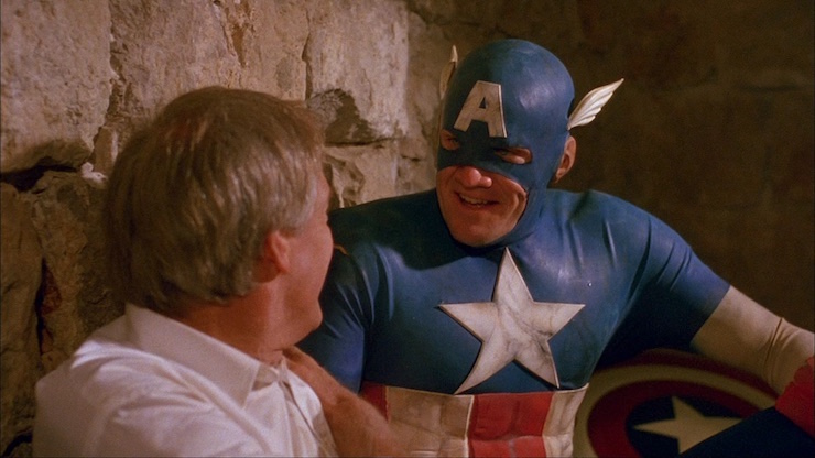 Ít ai biết rằng, Marvel từng có 5 phim thất bại thảm hại trong quá khứ: Captain America đập tan bom sex toàn cảnh 18+ thậm chí là rùng rợn của nguyên tác!  - Ảnh 4.