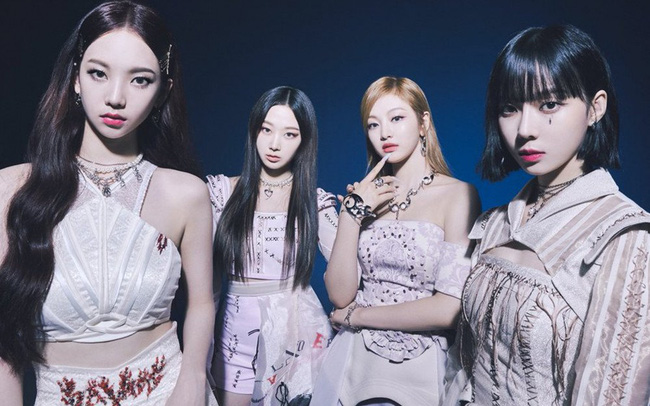 Fan aespa chia năm xẻ bảy chỉ vì 1 bức ảnh: Winter bị chê vì đôi mắt vô hồn, được bênh vực thế nào? - Ảnh 1. Fan aespa chia năm xẻ bảy chỉ vì 1 bức ảnh: Winter bị chê vì đôi mắt vô hồn, được bênh vực thế nào? - Ảnh 1.