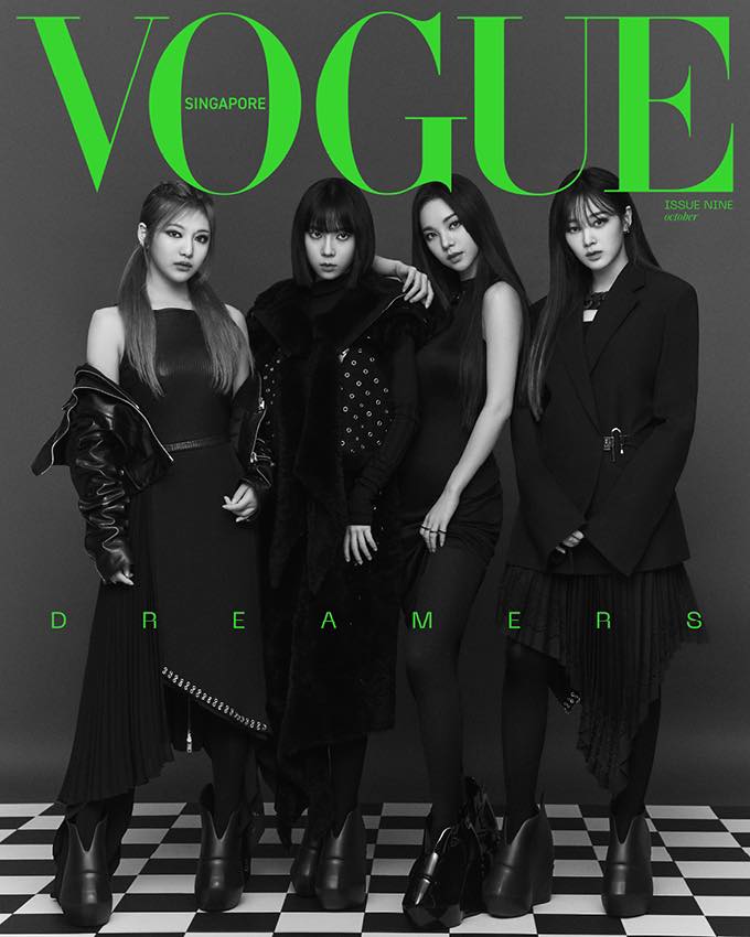 Fan aespa chia năm xẻ bảy chỉ vì 1 bức ảnh: Winter bị chê vì đôi mắt vô hồn, được bênh vực thế nào? - Ảnh 2. Fan aespa chia năm xẻ bảy chỉ vì 1 bức ảnh: Winter bị chê vì đôi mắt vô hồn, được bênh vực thế nào? - Ảnh 2.