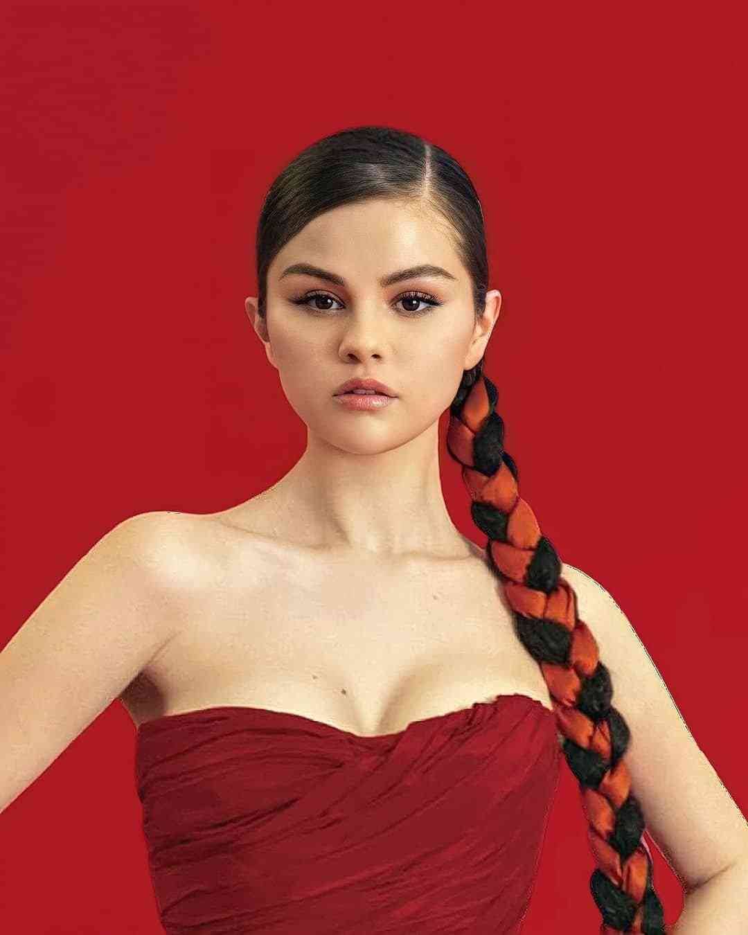 Showbiz hiếm ai được như Selena Gomez: Tự tin phô cả bụng mỡ và vết sẹo ám ảnh, vậy mà vẫn làm thế giới trầm trồ vì visual báu vật - Ảnh 12. Showbiz hiếm ai được như Selena Gomez: Tự tin phô cả bụng mỡ và vết sẹo ám ảnh, vậy mà vẫn làm thế giới trầm trồ vì visual báu vật - Ảnh 12.