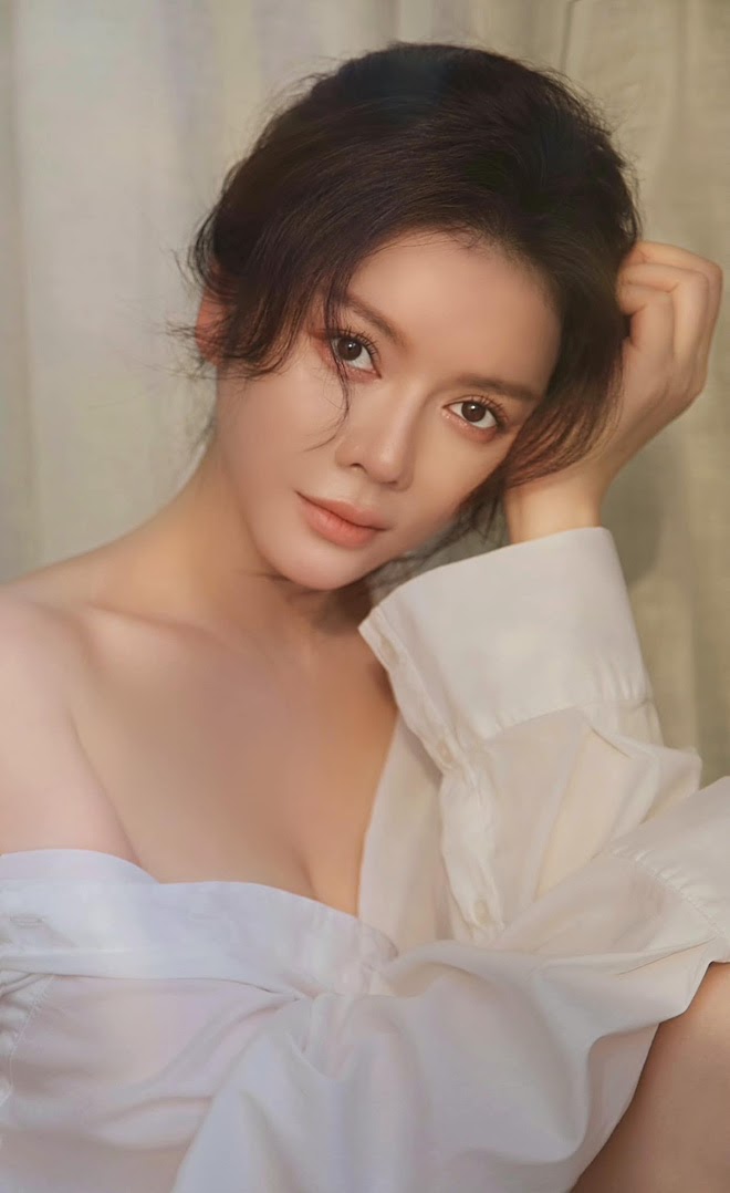 Bị chỉ trích vì đăng ảnh ăn uống sang chảnh giữa mùa dịch, Lý Nhã Kỳ đáp cực căng bằng 1 thứ khiến netizen tắt điện - Ảnh 7.