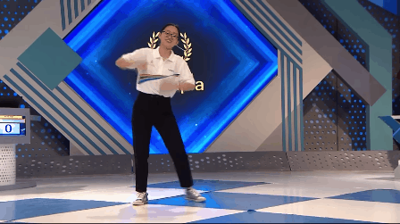 Thí sinh Olympia cover nóng bài mới của BTS, có người chê nhảy như không nhảy bị dân mạng ùa vào phản bác - Ảnh 2.