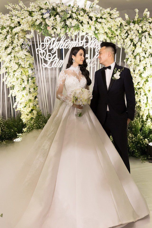 Hội mỹ nhân hot nhất Next Top Model mùa 1 sau 11 năm: Cả dàn thành dâu hào môn, Đàm Thu Trang - Phạm Hương gây xôn xao vì hôn nhân - Ảnh 15.