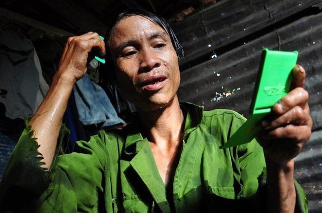 Người rừng Hồ Văn Lang qua đời ở tuổi 52 - Ảnh 6. Người rừng Hồ Văn Lang qua đời ở tuổi 52 - Ảnh 6.