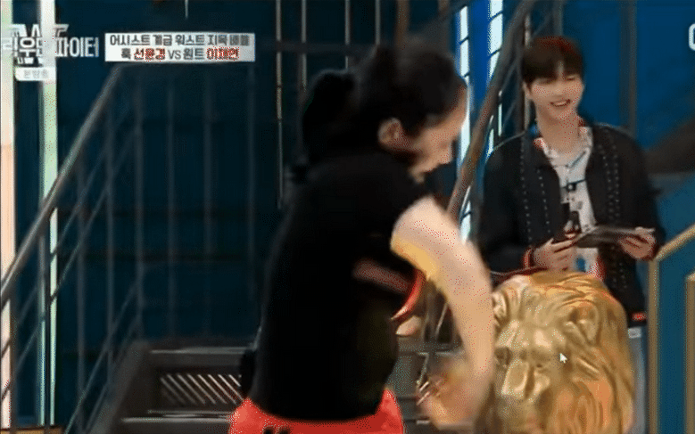 Chaeyeon bị chọn nhảy tệ nhất nhóm còn nhận kết quả thua đậm kỷ lục, bật khóc muốn bỏ cuộc vì làm liên lụy tới đồng đội - Ảnh 4. Chaeyeon bị chọn nhảy tệ nhất nhóm còn nhận kết quả thua đậm kỷ lục, bật khóc muốn bỏ cuộc vì làm liên lụy tới đồng đội - Ảnh 4.