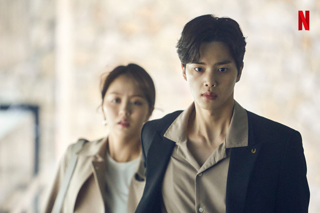 4 phim Hàn gây thất vọng nhất 2021: Trai hư Song Kang ôm trọn combo bom xịt, Hyeri tái xuất nhạt nhòa - Ảnh 9.