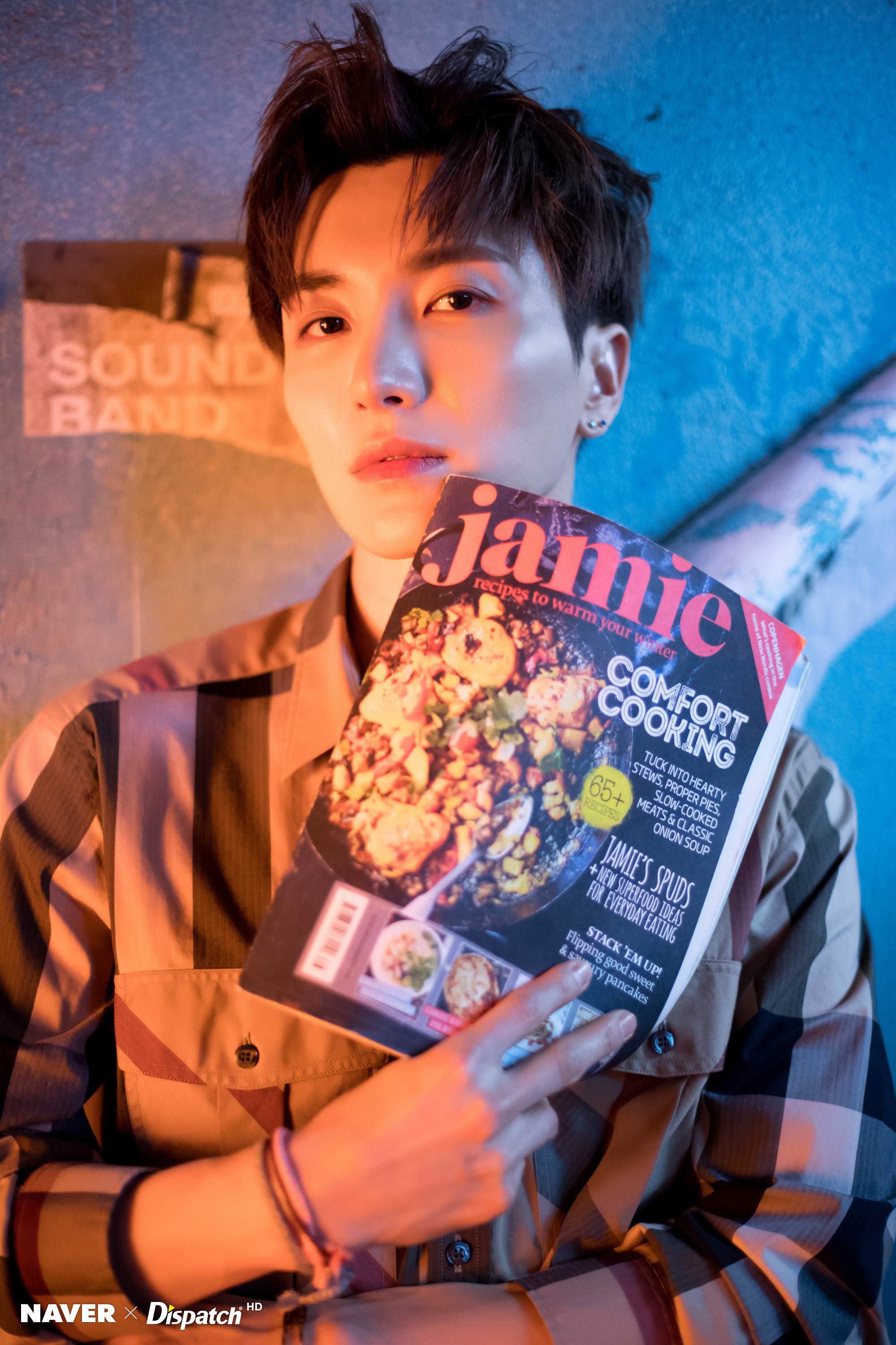 Fan sững sờ thấy cô gái xinh đẹp trên Instagram của nam idol đình đám, tưởng công khai bạn gái nhưng sự thật gây ngã ngữa - Ảnh 5. Fan sững sờ thấy cô gái xinh đẹp trên Instagram của nam idol đình đám, tưởng công khai bạn gái nhưng sự thật gây ngã ngữa - Ảnh 5.