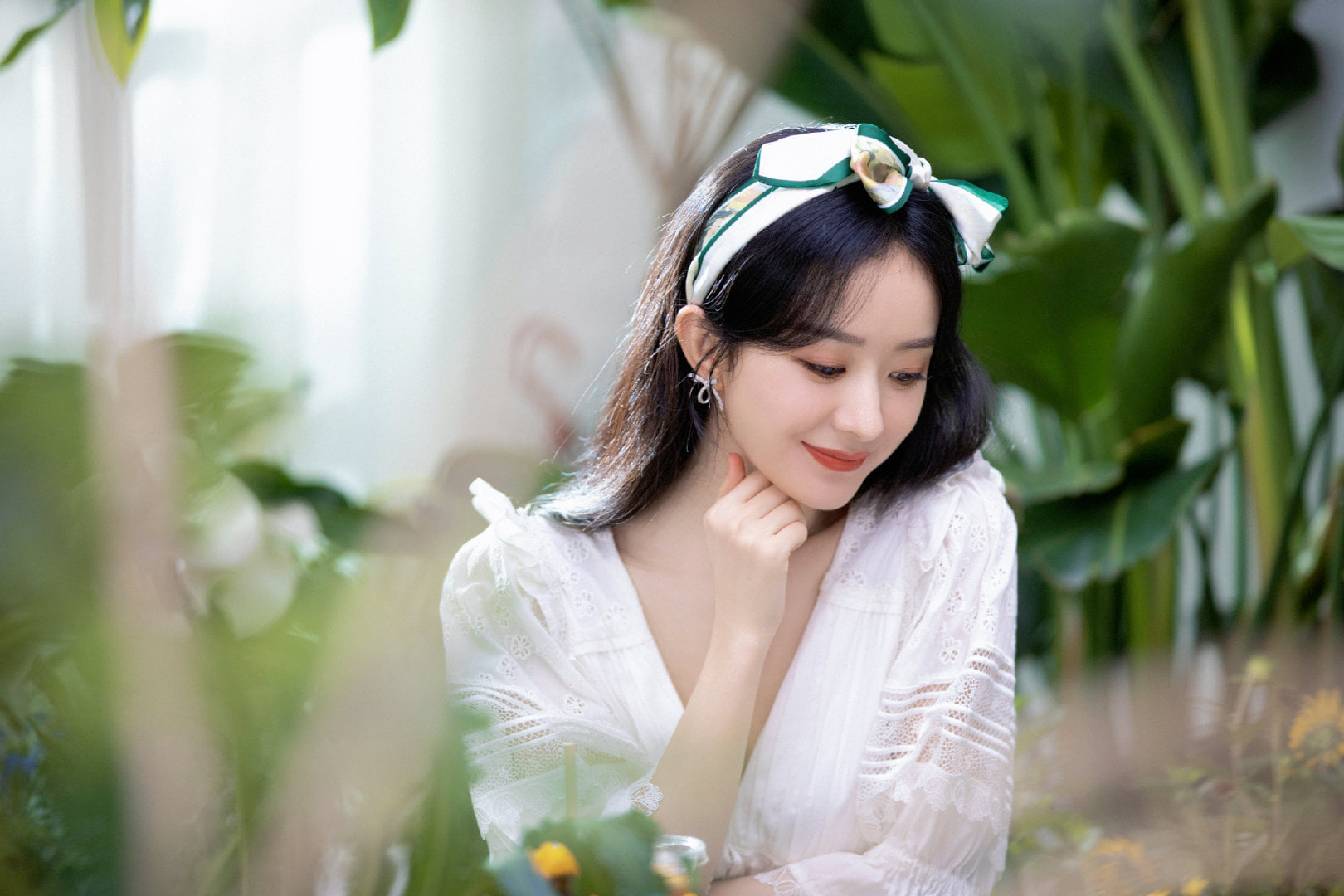 Nhan sắc Triệu Lệ Dĩnh làm sao thế này? Mặt sưng vù, visual dừ chát, khác 1 trời 1 vực so với ảnh photoshop - Ảnh 6. Nhan sắc Triệu Lệ Dĩnh làm sao thế này? Mặt sưng vù, visual dừ chát, khác 1 trời 1 vực so với ảnh photoshop - Ảnh 6.