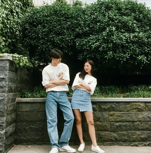 Phần lớn tình yêu ở độ tuổi chưa bị cơm áo gạo tiền đè nặng là người trước trồng cây, người sau sẽ hưởng bóng mát - Ảnh 3. Phần lớn tình yêu ở độ tuổi chưa bị cơm áo gạo tiền đè nặng là người trước trồng cây, người sau sẽ hưởng bóng mát - Ảnh 3.