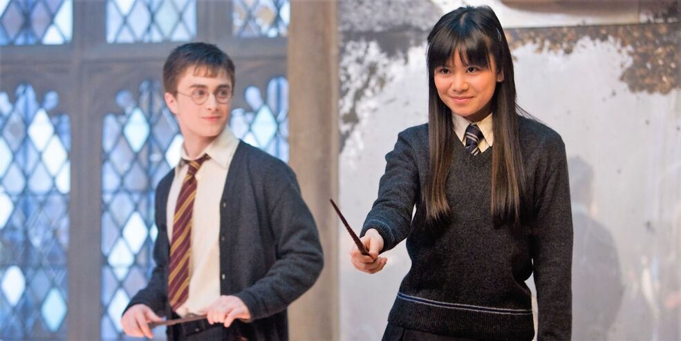 8 chi tiết ở Harry Potter tập 5 tưởng bình thường, té ra có ý nghĩa không tưởng: Thương nhất là một điểm trong quần áo của nàng Ginny! - Ảnh 8.