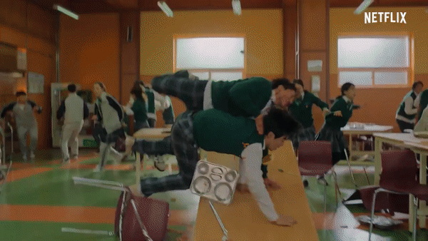 Bom tấn Ng&ocirc;i Trường X&aacute;c Sống tung trailer gh&ecirc; rợn v&agrave; đẫm m&aacute;u, độ nặng đ&ocirc; c&ograve;n hơn cả Train to Busan - Ảnh 3.