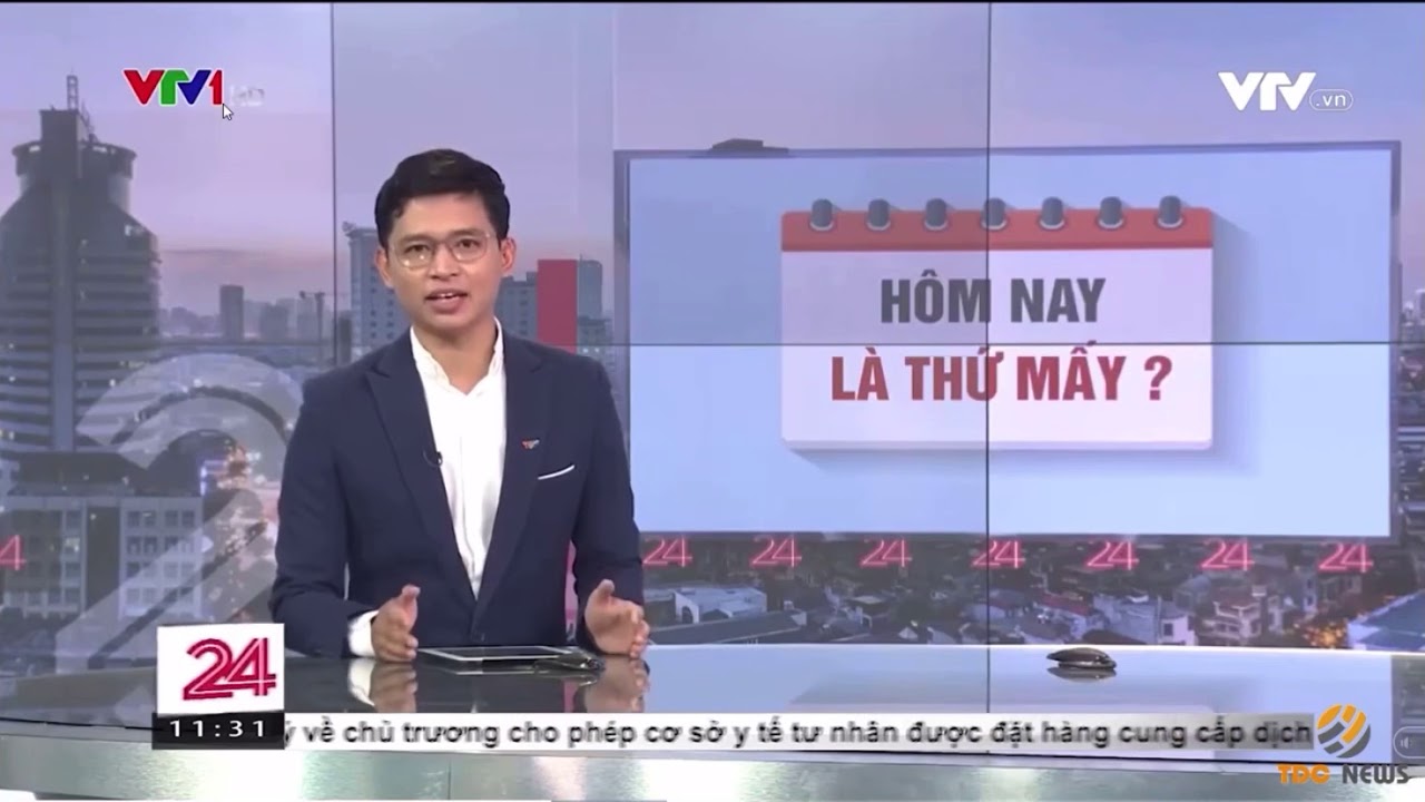BTV Việt Hoàng bất ngờ gặp sự cố khó đỡ ở hậu trường Táo Quân khiến khán giả đồng loạt đề nghị VTV tăng lương giùm - Ảnh 1. BTV Việt Hoàng bất ngờ gặp sự cố khó đỡ ở hậu trường Táo Quân khiến khán giả đồng loạt đề nghị VTV tăng lương giùm - Ảnh 1.