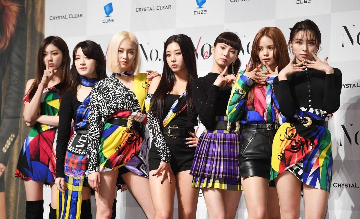 Nữ idol đổi đời khi t&aacute;i debut: Tốc độ nhận c&uacute;p nhanh hơn gấp 100 lần so với nh&oacute;m cũ, vượt lu&ocirc;n th&agrave;nh t&iacute;ch BLACKPINK - Ảnh 5.