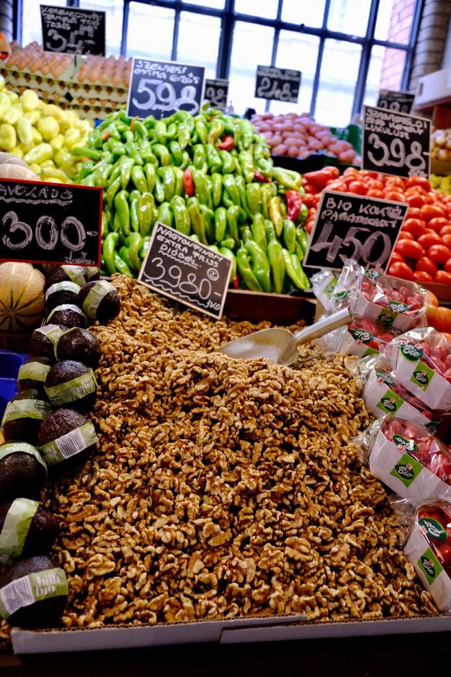 Người Việt kể chuyện đi Chợ Lớn ở Hungary, nhìn những gian hàng choáng ngợp mà cảm giác thân thuộc như Sài Gòn quê mình - Ảnh 5.