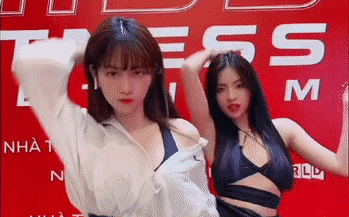 Lê Bống rủ rê hot girl "Trứng rán" nhảy bắt trend ở cuộc thi Hoa hậu, netizen ngán ngẩm: "Đi thi làm trò hề"