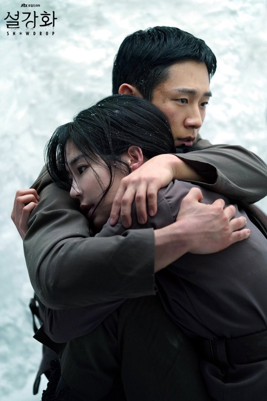 Đời thực tìm đâu ra bạn trai soft như Jung Hae In, ấm áp thế hỏi sao cả Jisoo (BLACKPINK) lẫn tình địch chết mê là phải! - Ảnh 1. Đời thực tìm đâu ra bạn trai soft như Jung Hae In, ấm áp thế hỏi sao cả Jisoo (BLACKPINK) lẫn tình địch chết mê là phải! - Ảnh 1.