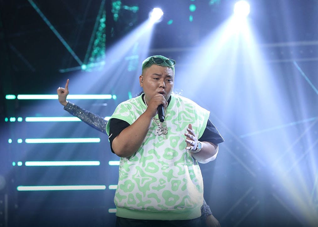 So kè top 8 Rap Việt mùa 2 trước thềm Chung kết, ai xứng đáng thành Quán quân? - Ảnh 4. So kè top 8 Rap Việt mùa 2 trước thềm Chung kết, ai xứng đáng thành Quán quân? - Ảnh 4.