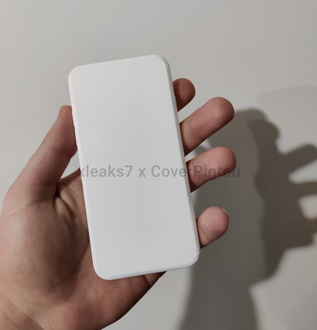 Xuất hiện mô hình iPhone SE+ 5G, không có nút Home, logo Apple ở vị trí cao hơn - Ảnh 2.