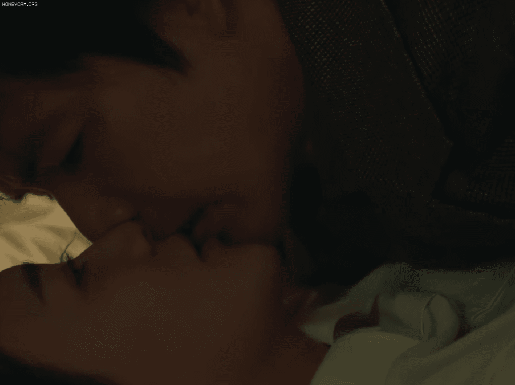 Chung Hán Lương chính thức lăn giường với mỹ nhân ở phim mới, cảnh 18 bỗng tụt mood vì 1 lý do chấn động - Ảnh 4. Chung Hán Lương chính thức lăn giường với mỹ nhân ở phim mới, cảnh 18 bỗng tụt mood vì 1 lý do chấn động - Ảnh 4.
