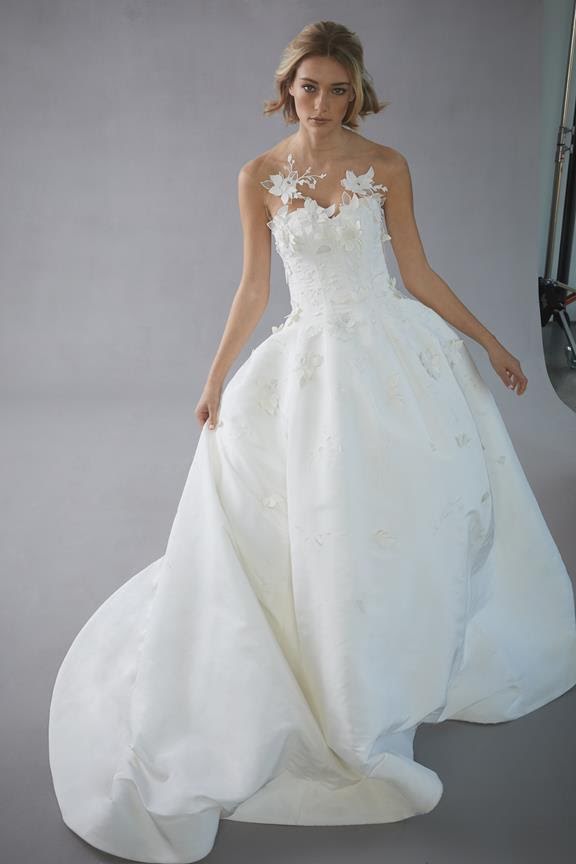 Bốn mẫu váy cưới của Park Shin Hye  Thời trang Sao