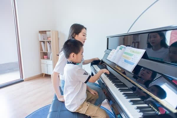 Giáo viên Piano 27 tuổi bất ngờ phát hiện mắc ung thư cổ tử cung sát ngày cưới, không ngờ đã nhiễm virus HPV hơn 2 năm dù chỉ chung thủy với 1 người - Ảnh 1.