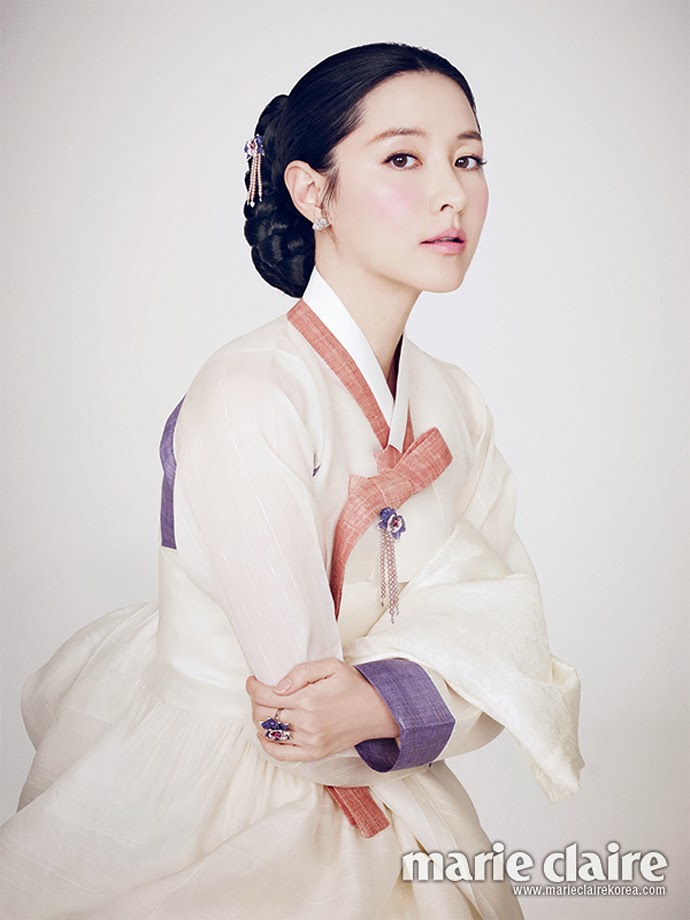 Năm mới cùng ngắm những nữ thần Hanbok xứ Hàn: Suzy - Kim Yoo Jung quá đẹp nhưng không thể vượt qua tường thành Lee Young Ae - Ảnh 11.