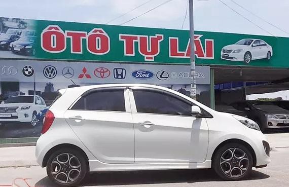 Thu&ecirc; xe tự l&aacute;i tr&aacute;nh dịch, gi&aacute; tăng vẫn ch&aacute;y h&agrave;ng - Ảnh 1.