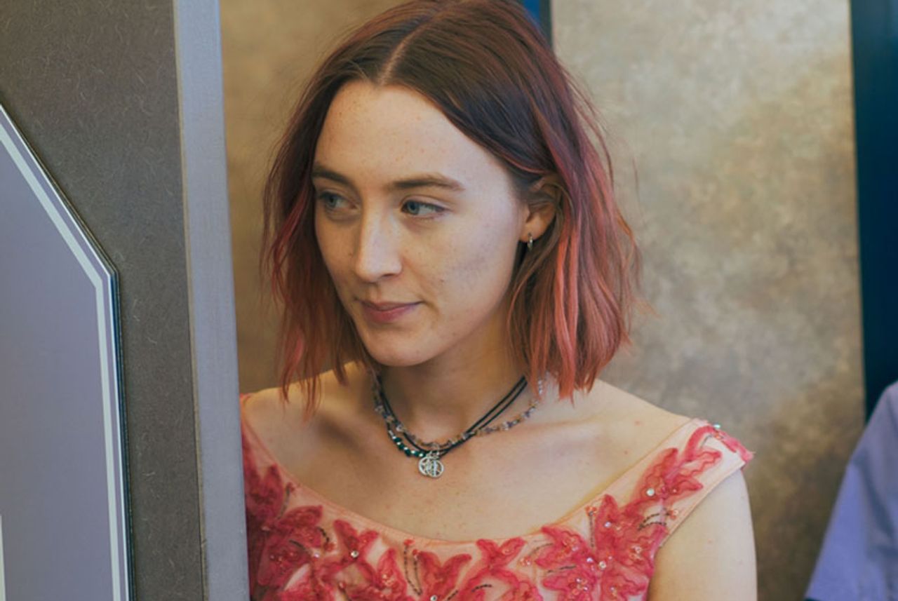 Lady bird. Сирша Ронан леди Берд. Сериал леди Берд. Грета Гервиг леди Берд. Сирша Ронан кадры Lady Bird.