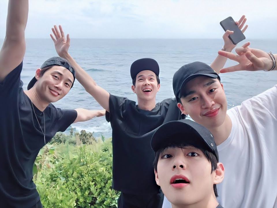 V (BTS) thả thính công khai 1 ngôi sao, chẳng ai ngờ fan không phản đối mà còn phát cuồng thích thú - Ảnh 6. V (BTS) thả thính công khai 1 ngôi sao, chẳng ai ngờ fan không phản đối mà còn phát cuồng thích thú - Ảnh 6.