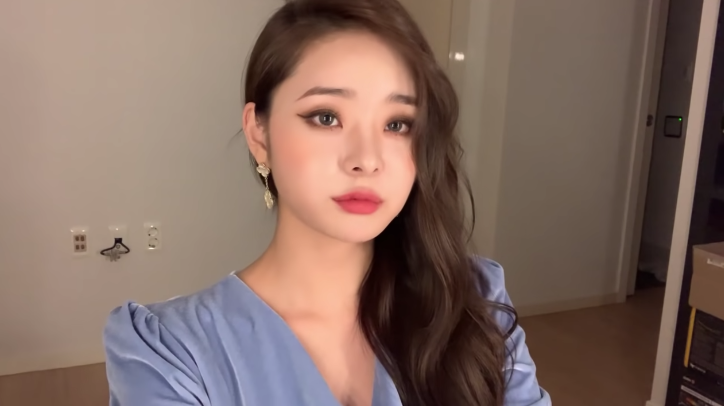 Hé lộ thần thái của bố Ji A hồi trẻ, như này bảo sao con gái bây giờ không thành mỹ nhân! - Ảnh 1. Hé lộ thần thái của bố Ji A hồi trẻ, như này bảo sao con gái bây giờ không thành mỹ nhân! - Ảnh 1.
