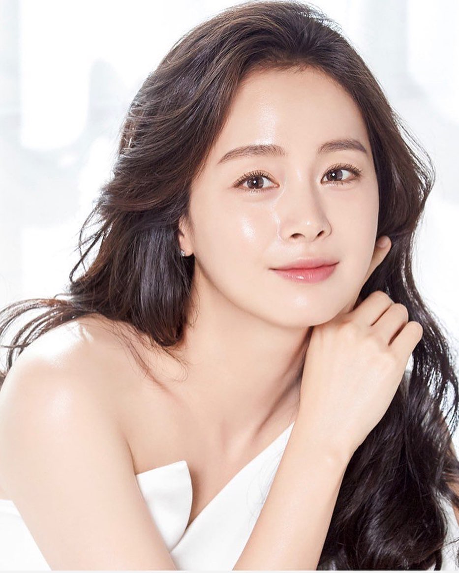 1 mỹ nhân tự nhận đẹp hơn cả Kim Tae Hee và mợ chảnh Jeon Ji Hyun, Knet  không 